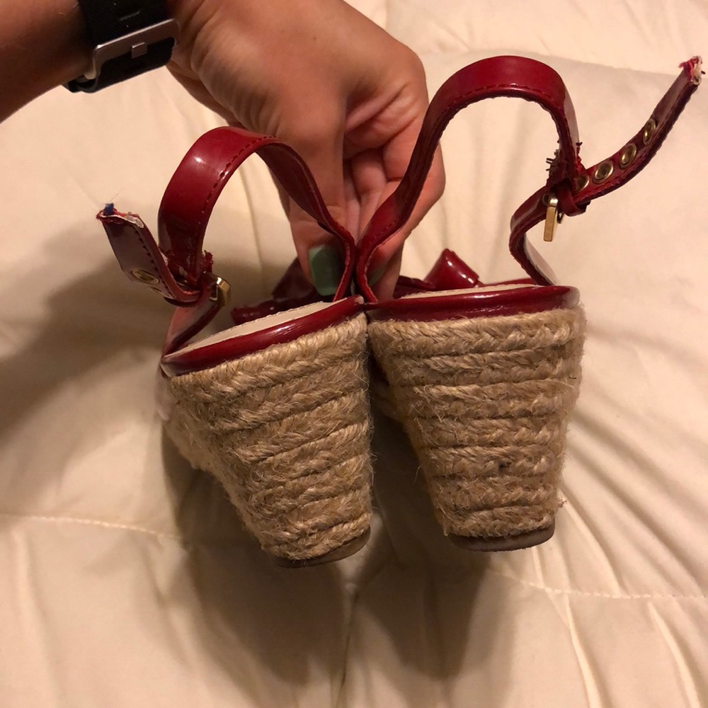 Red Wedges - Picture 4 of 5